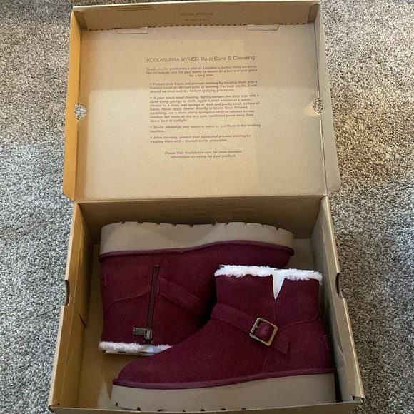 Koolaburra Kelissa Mini Boot - Picture 1 of 3